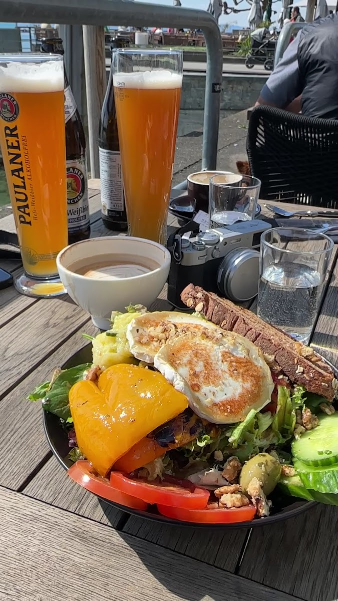 Aika - Brot, Kaffee, Wein und Wärme Friedrichshafen Photo 4