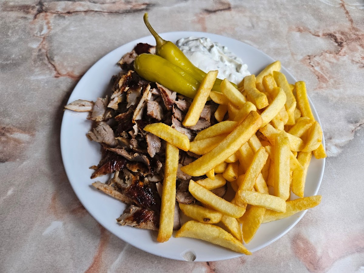 Saloniki Grill Waldniel Photo 9