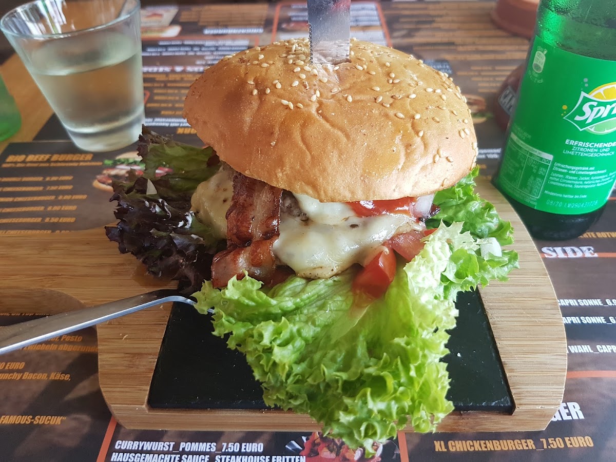 Pommes & Burger Manufakturen Photo 5