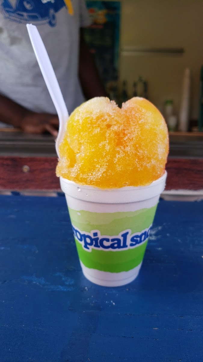Calhoun’s Tropical Sno Photo 5