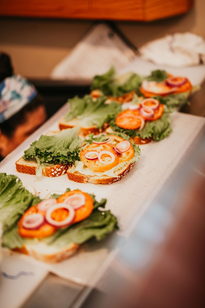 Byers & Sons Long Island Bakehouse Photo 9