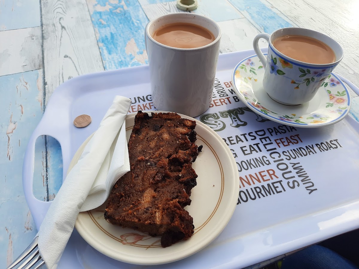 Naze Links Cafe Photo 4