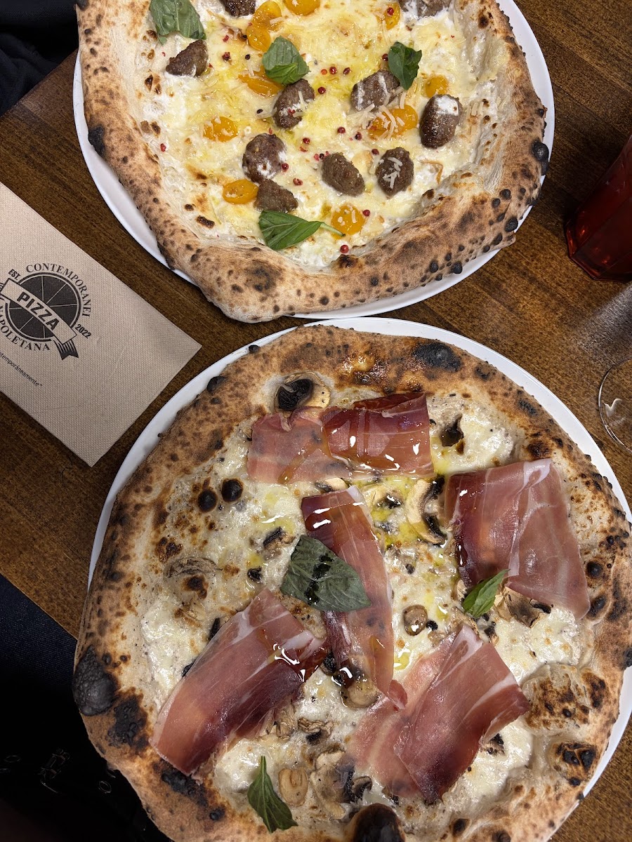 Contemporanei Pizza Napoletana Photo 4