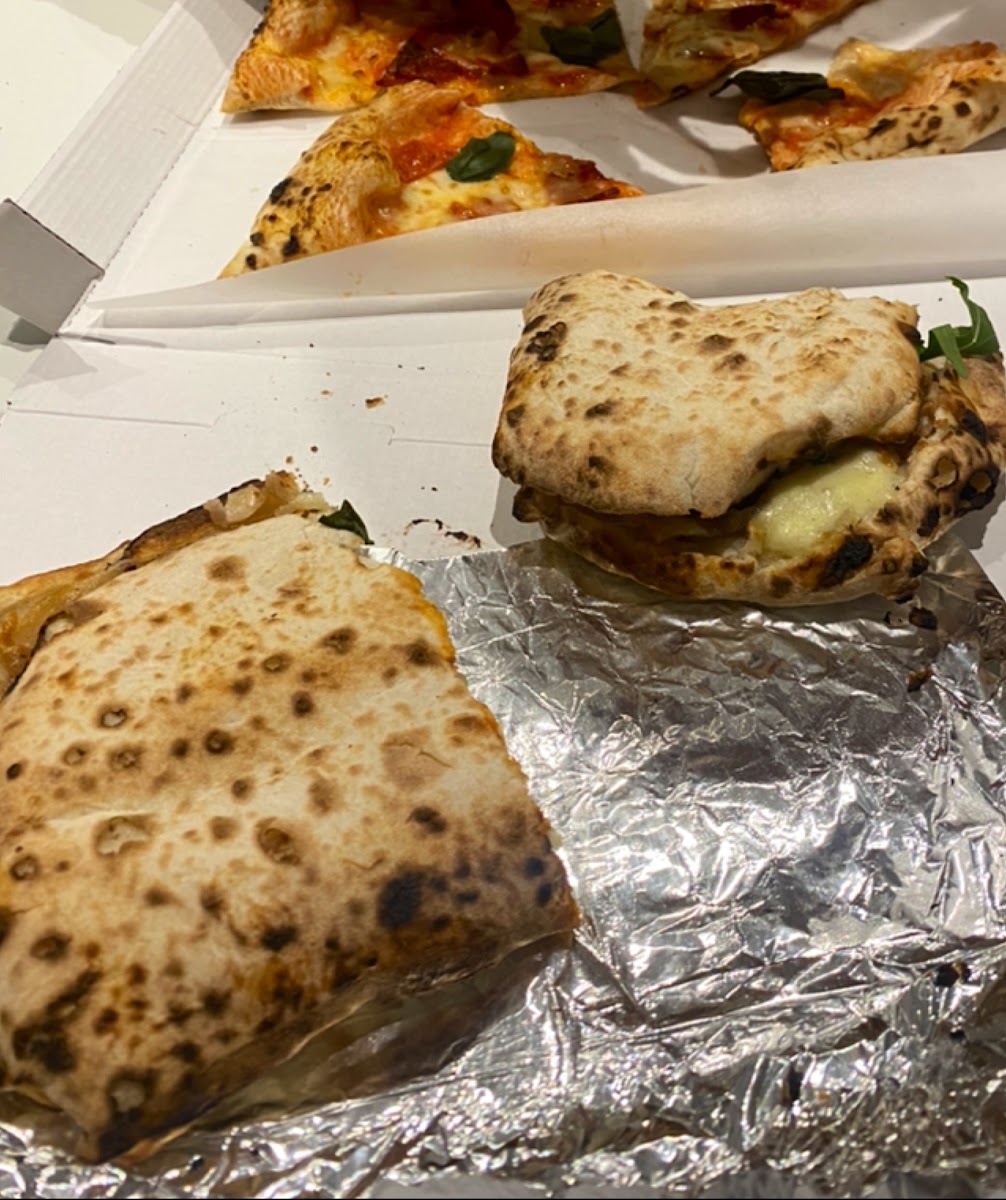 Contemporanei Pizza Napoletana Photo 9