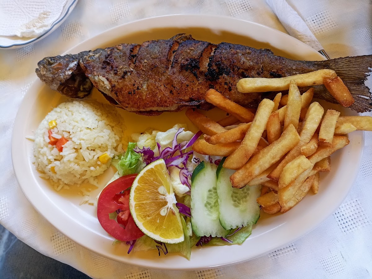Oasis Restaurant Photo 5