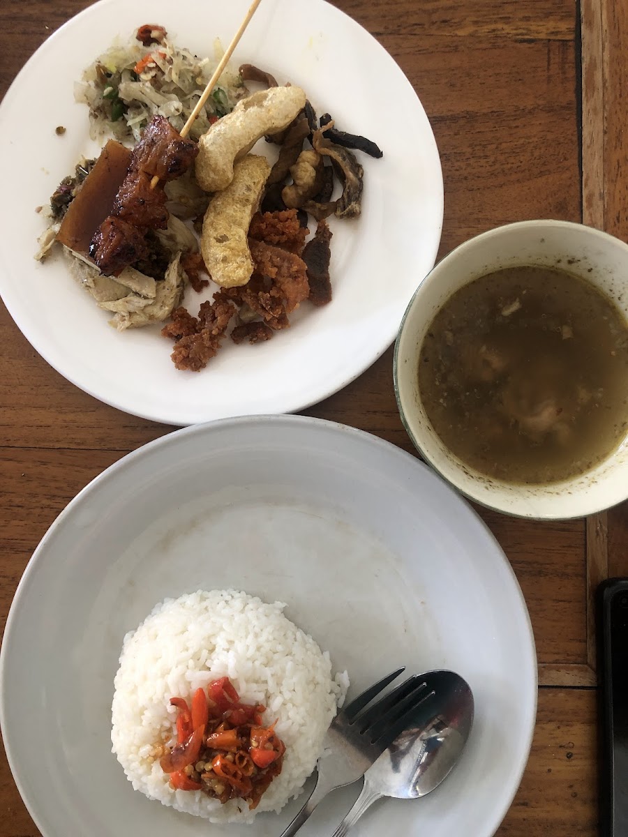 Rumah Makan Babi Guling Rebo Manis Photo 4