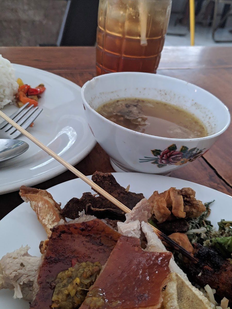 Rumah Makan Babi Guling Rebo Manis Photo 7