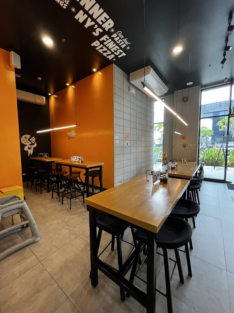 Yellow Cab Photo 6