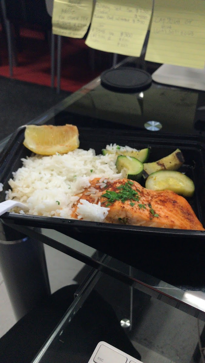Emazing Meals Photo 10