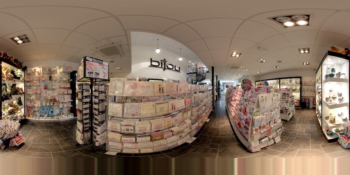 Bijou Photo 3