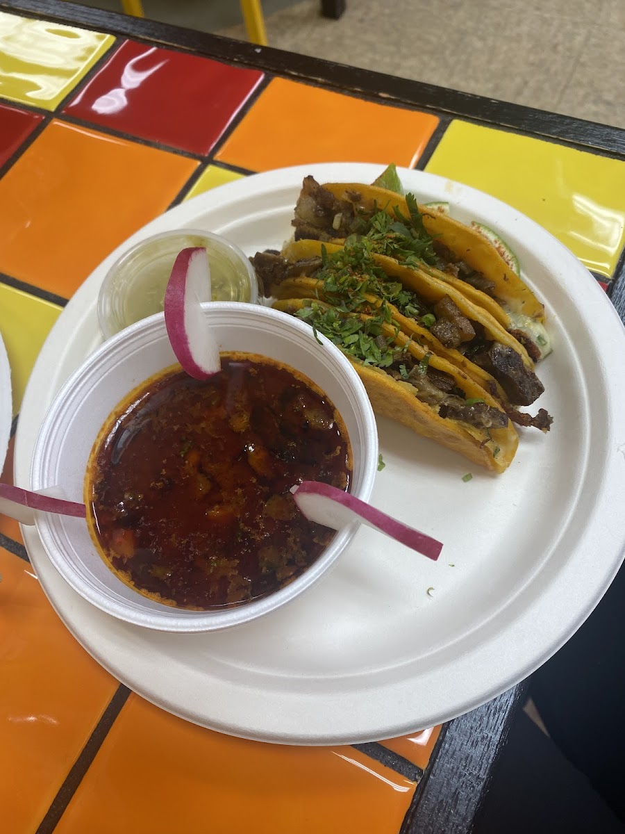 Taqueria Cinco Photo 10