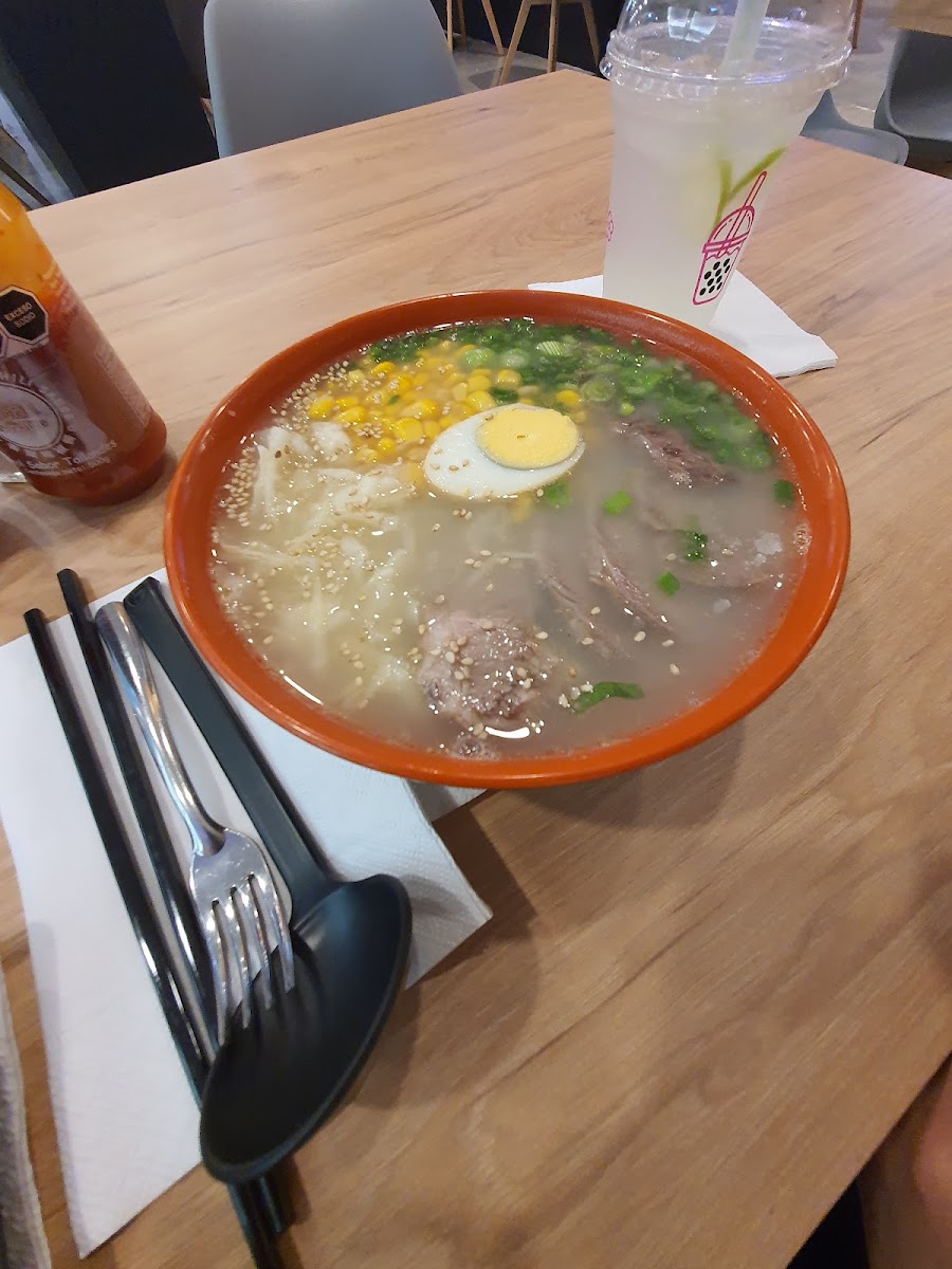 Blossoms - Ramen & Fruit Tea Photo 9