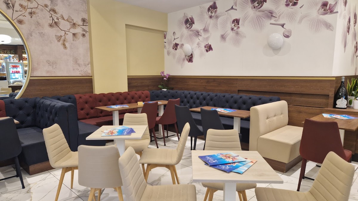 Ice Cream Cafe Riviera