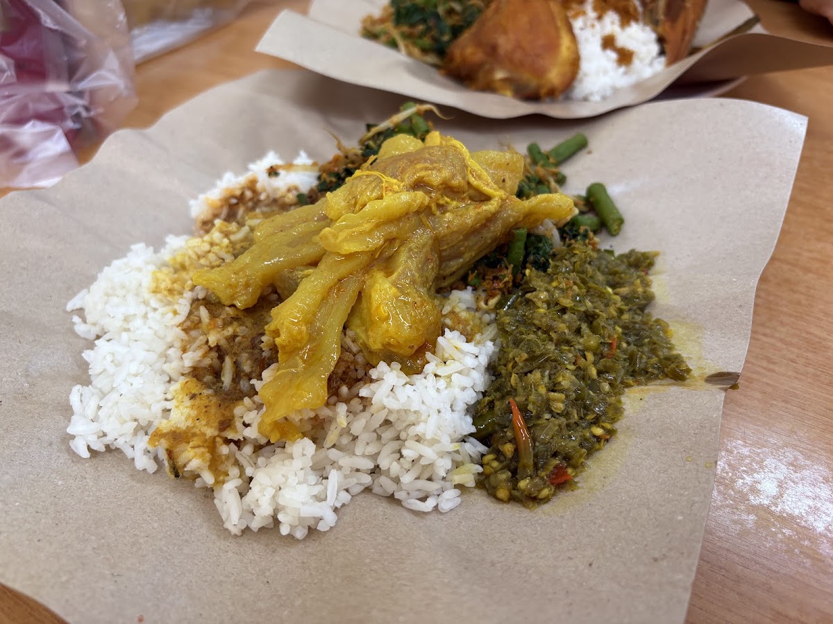 Restoran Nasi Padang PUSAKO Photo 4