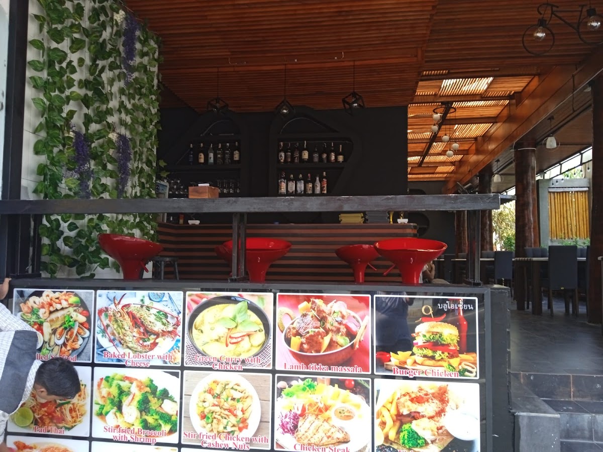 BLUE OCEAN RESTAURANT Photo Menu 9
