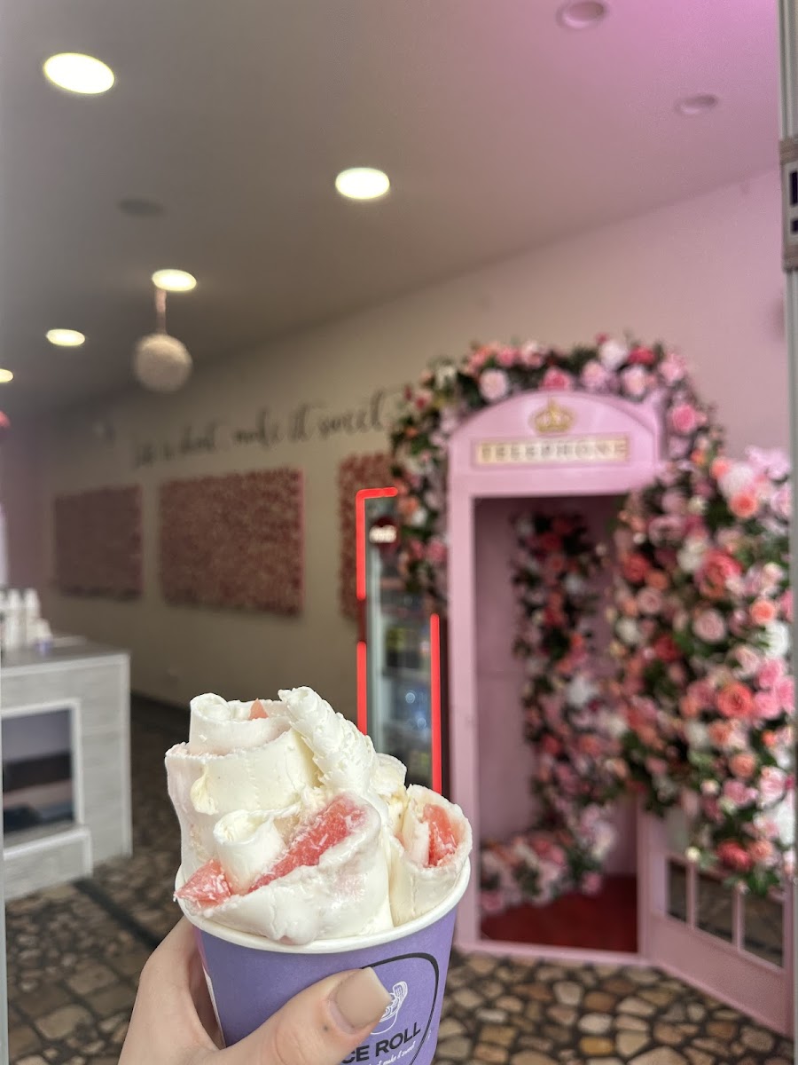 ICE ROLL Photo 10