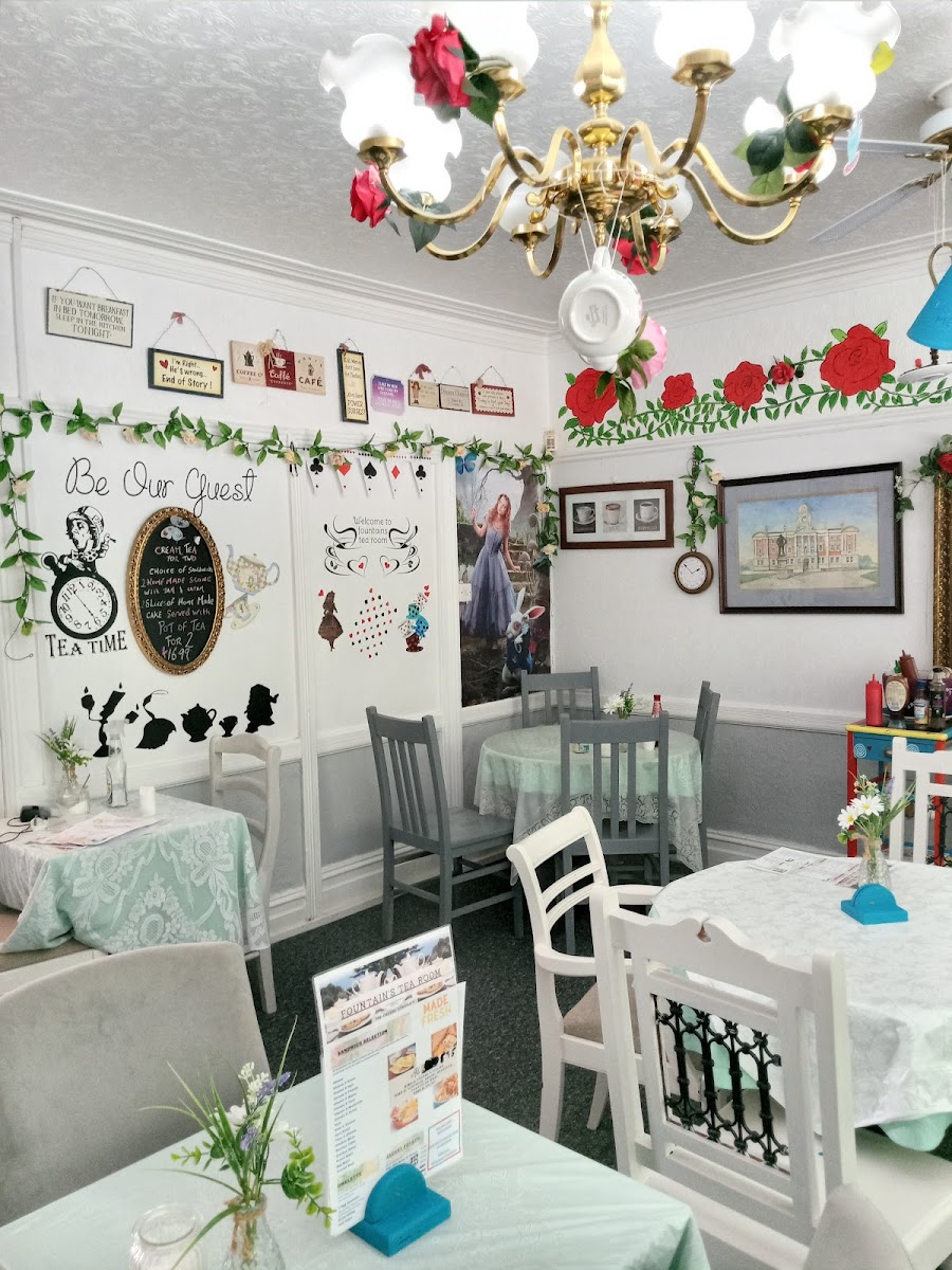 The Fountains tea room Photo 6