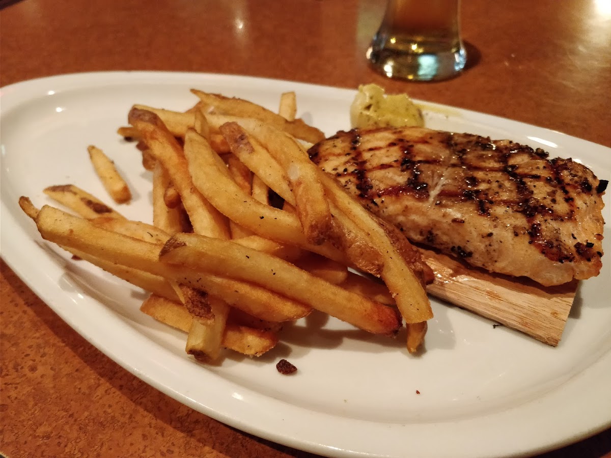 TGI Fridays PERM Photo 8