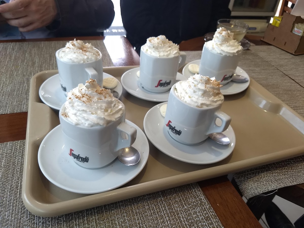 Brothers Café Photo 10