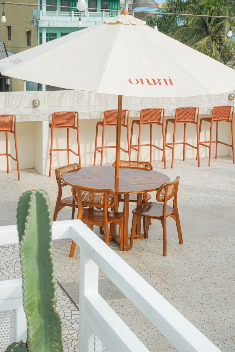 Omni Coffee & Eatery 2.0