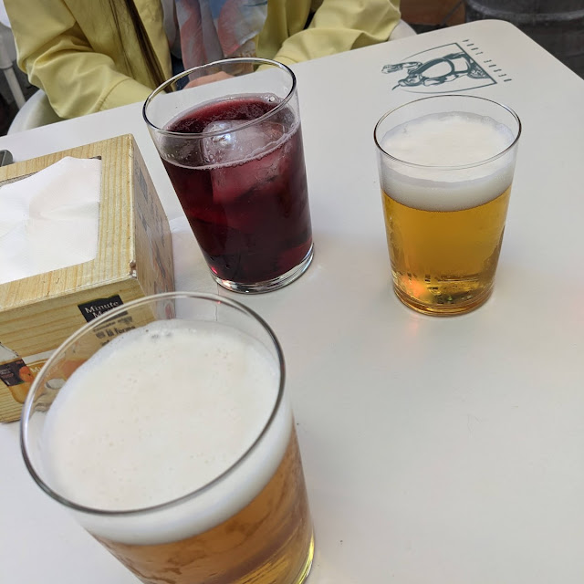 Tinto de Verano Y Un Par de Cañas