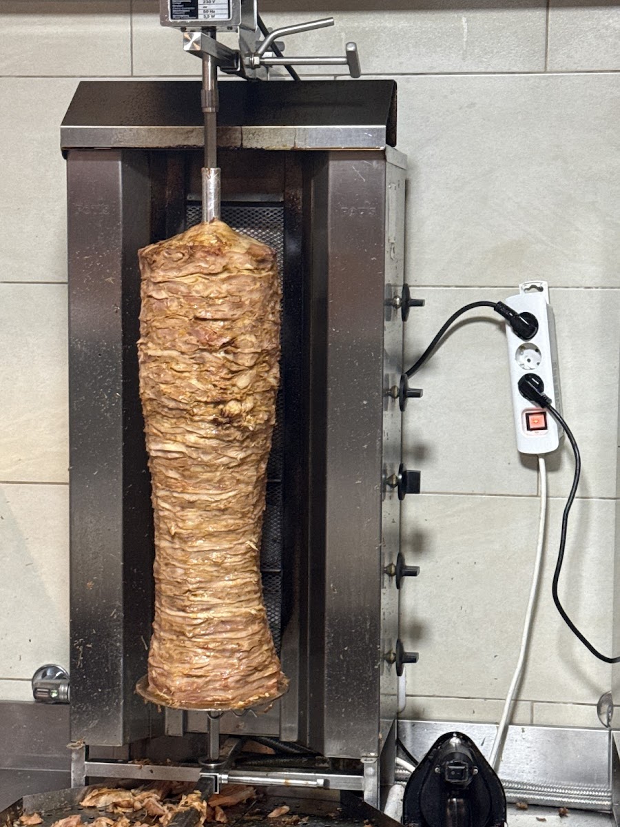 Aksu Pizza & Döner Photo 4