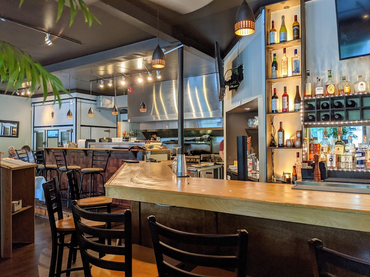 Canggio Restaurant/Bar
