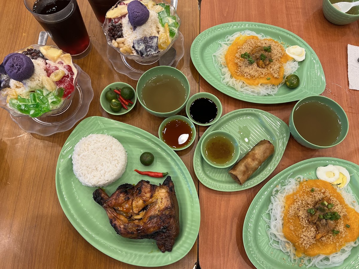 Mang Inasal Robinsons Galleria South Photo 3