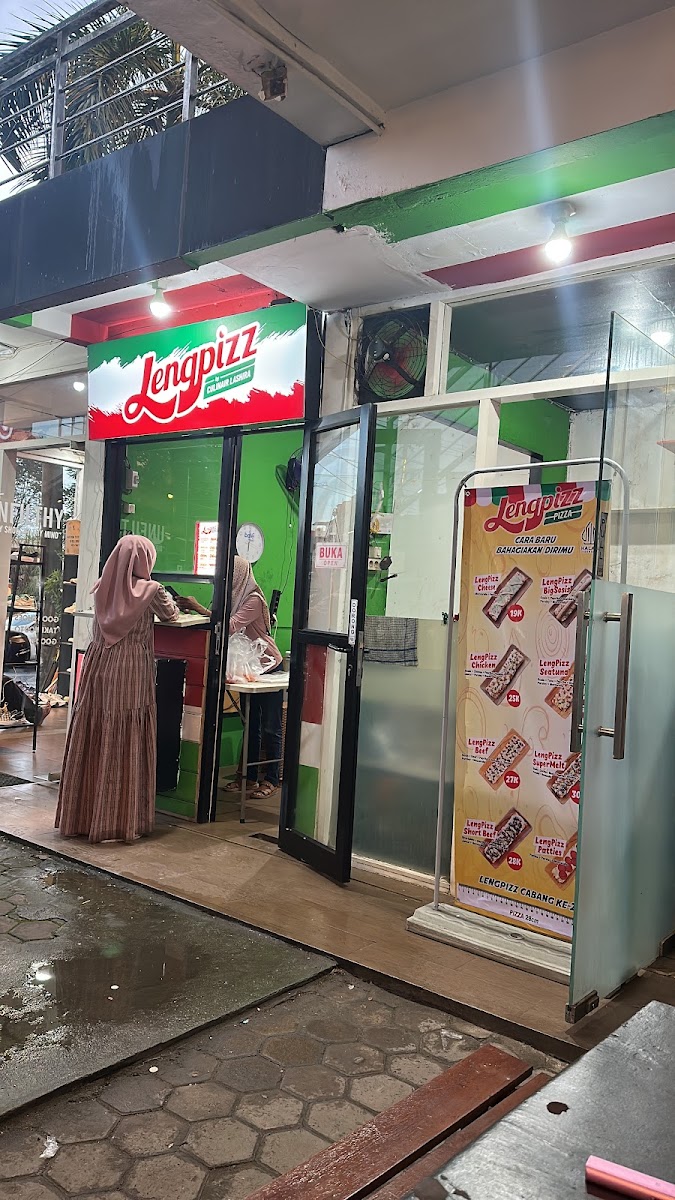 lengpizz banjarbaru Photo 3