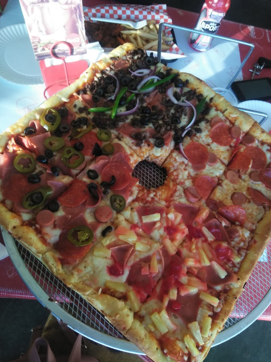 Moji Pizza