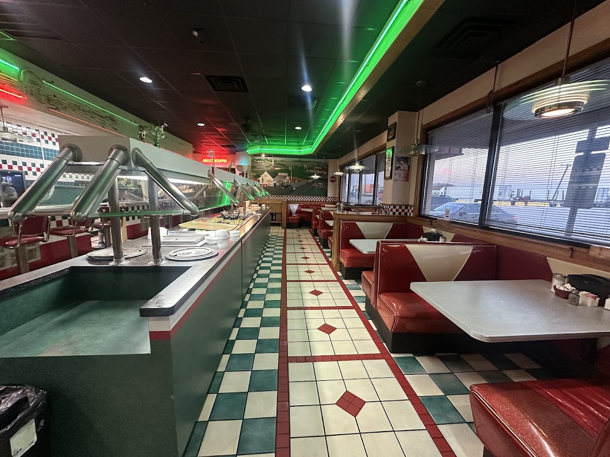 Milestone Diner Photo 3