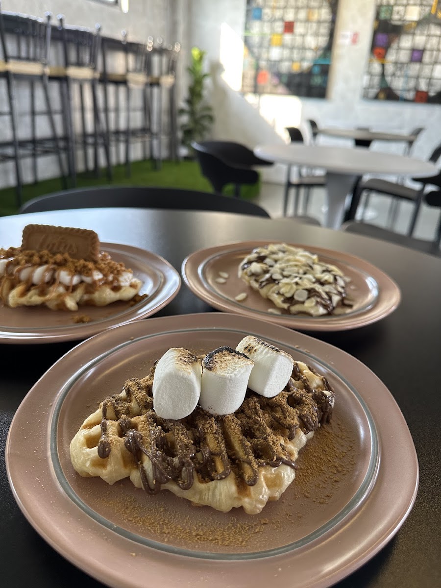 18 Grams Cafe Photo 2