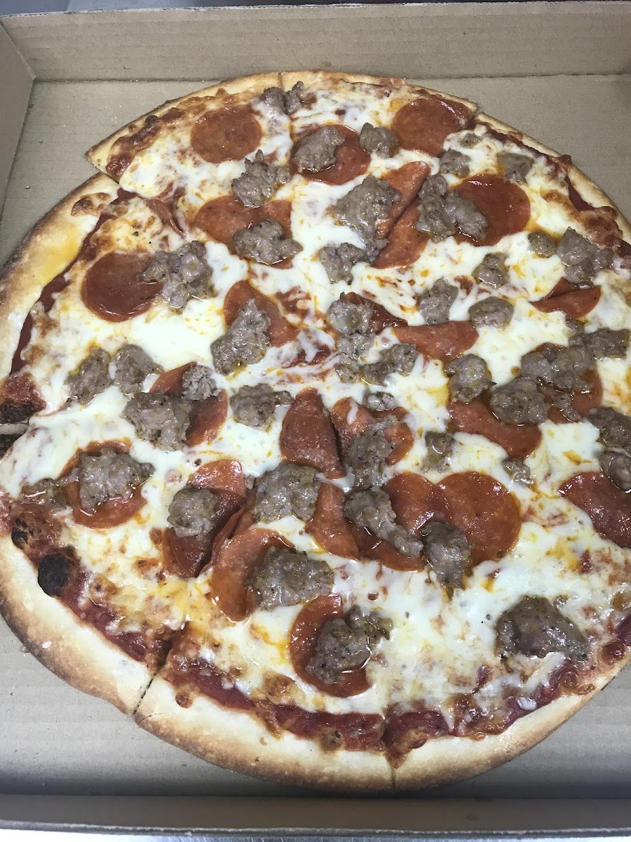 National Pizza Pub and Grille Photo 3