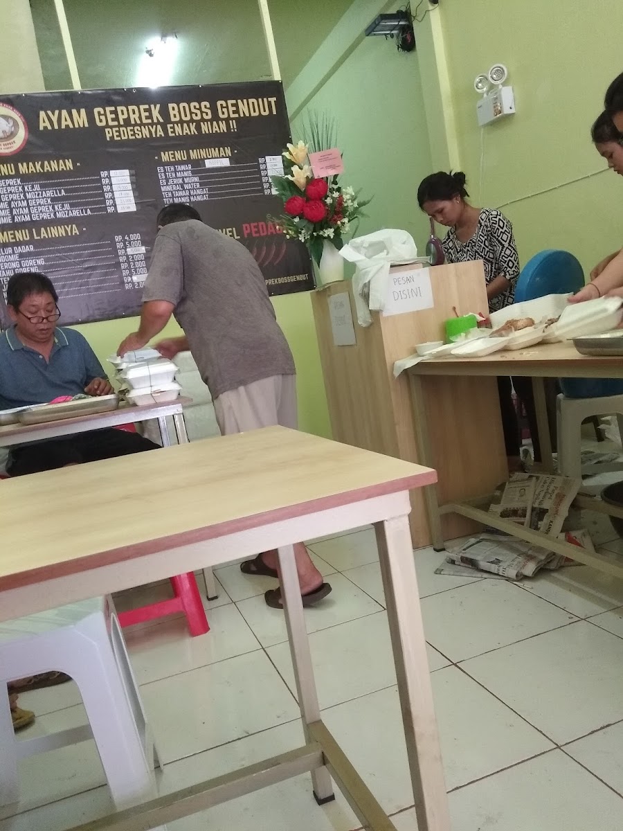Ayam Geprek Boss Gendut Photo 3
