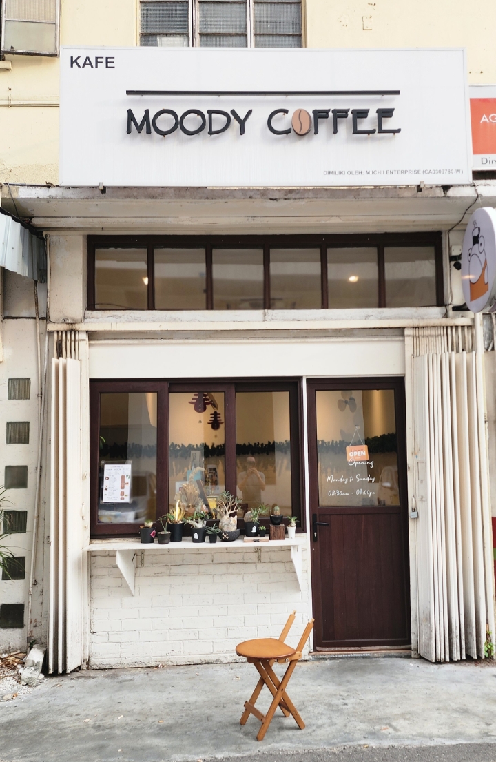 Moody Coffee • Pudu