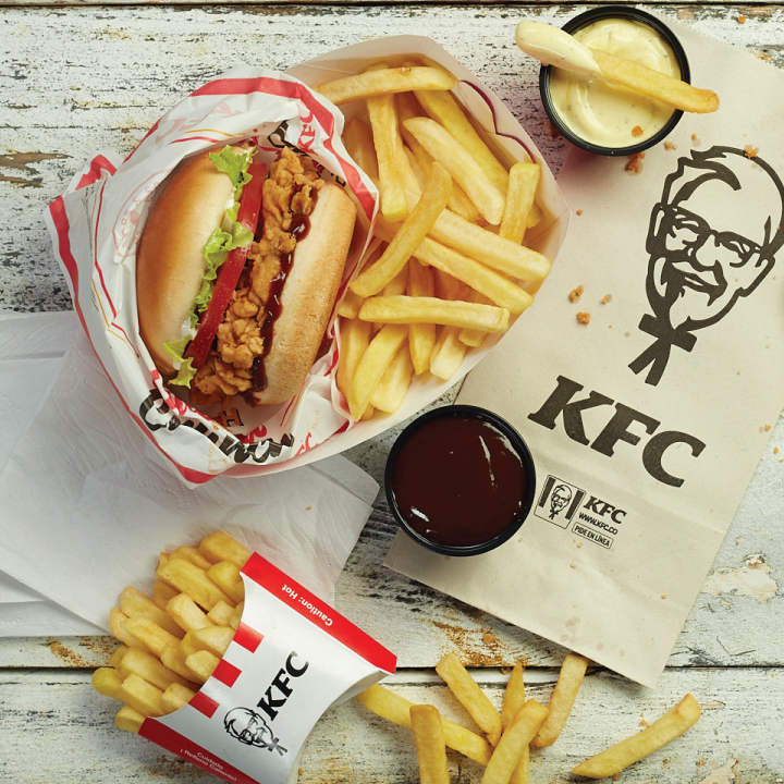 KFC Viva Envigado Photo 3