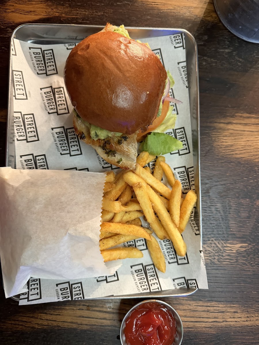 Gordon Ramsay Street Burger - Edinburgh Photo 4