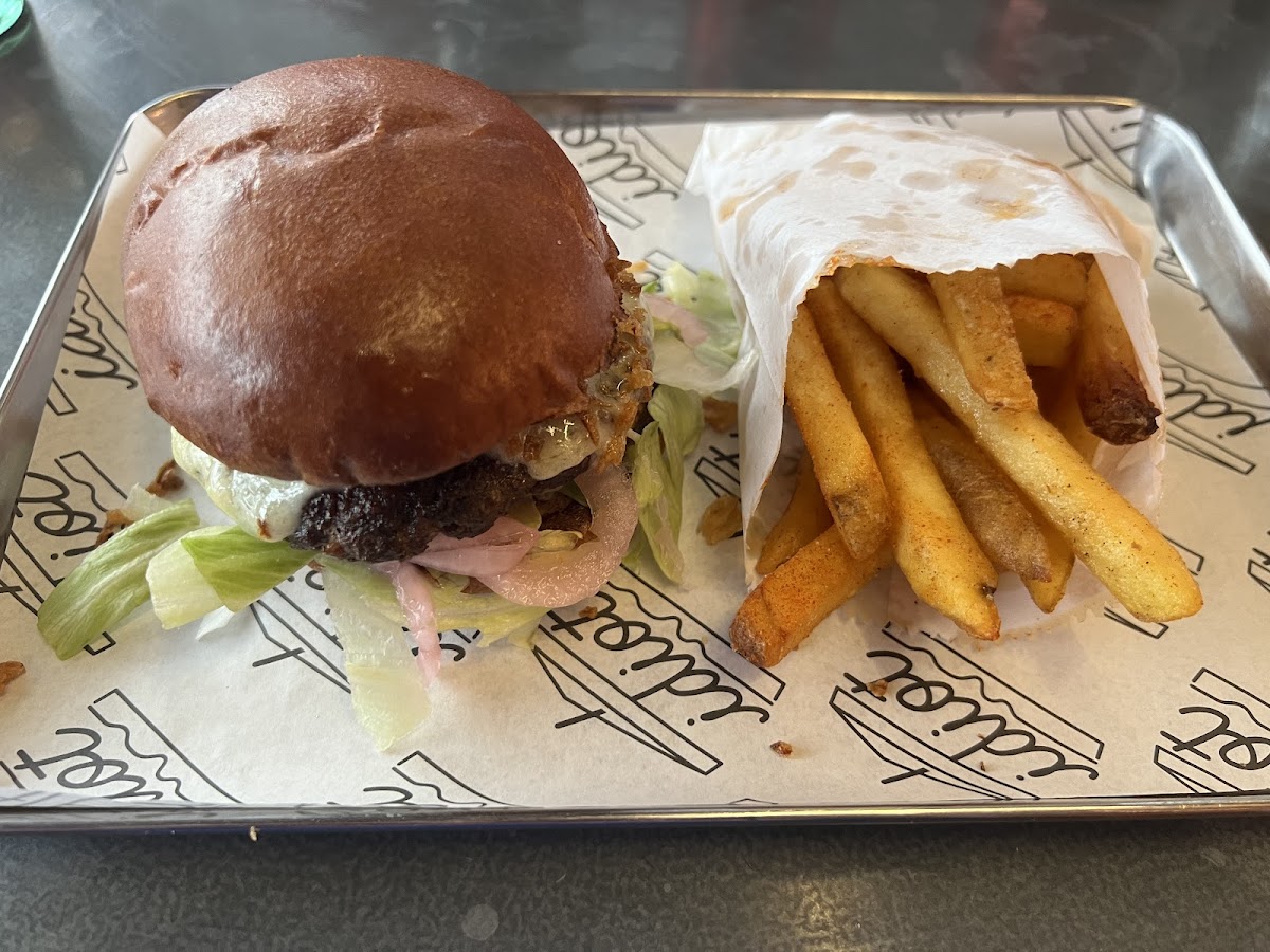 Gordon Ramsay Street Burger - Edinburgh Photo 5