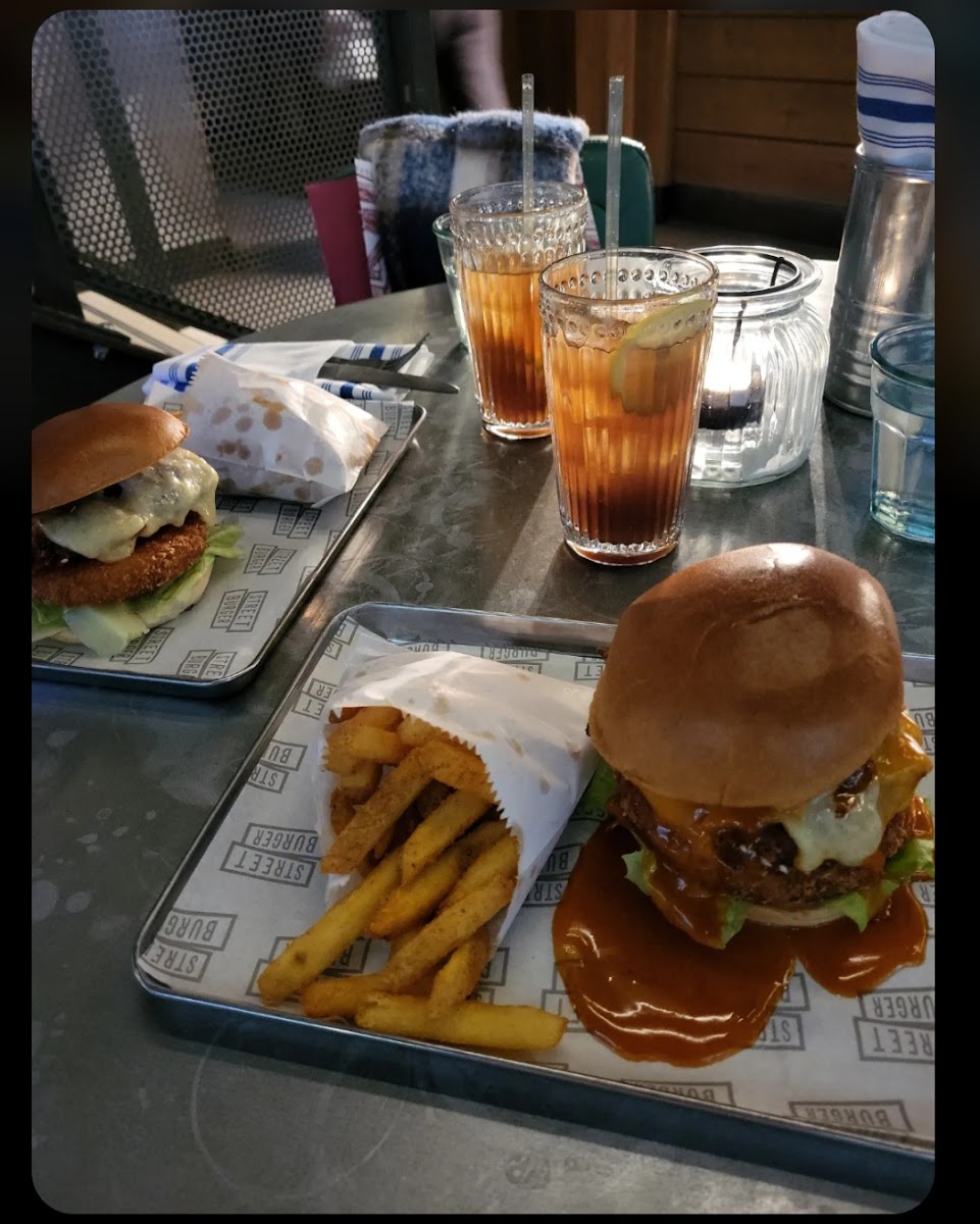 Gordon Ramsay Street Burger - Edinburgh Photo 8