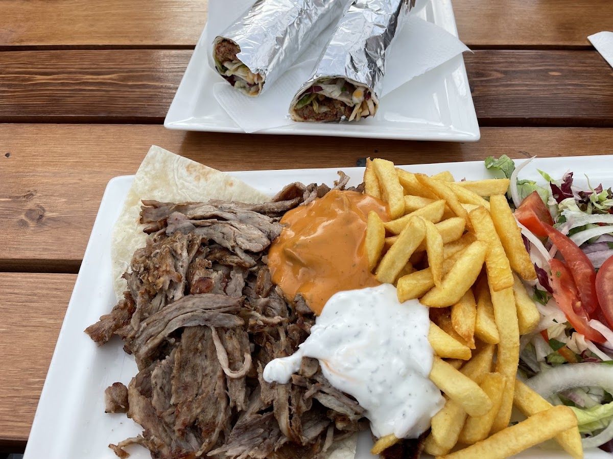 Birlik Restaurant Photo 4