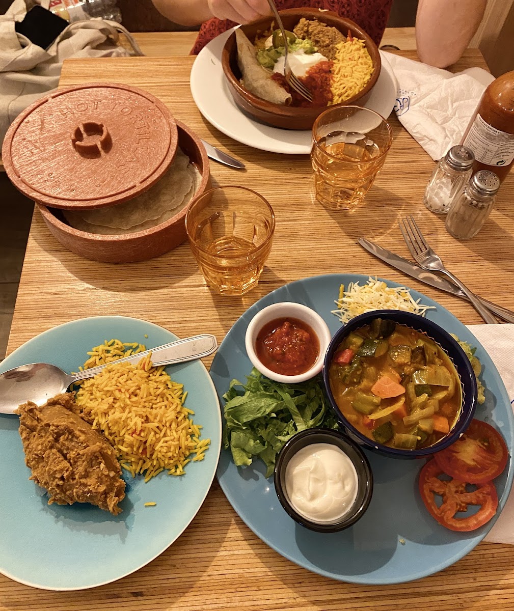 Les 3 Salsas Photo 2