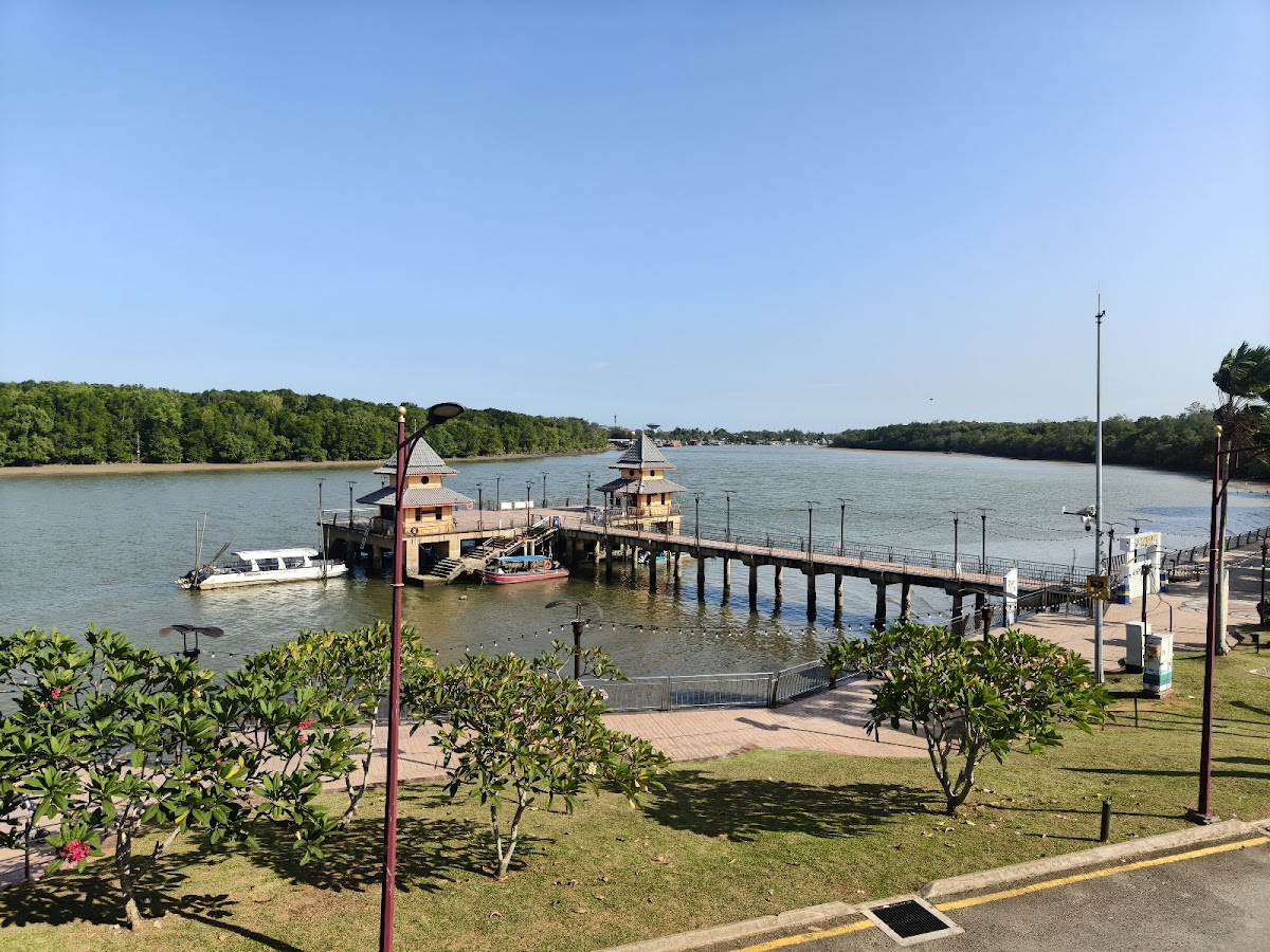 McDonald's Kuantan Riverfront DT Photo 4