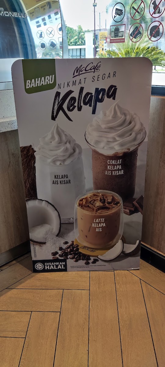 McDonald's Kuantan Riverfront DT Photo Menu 8
