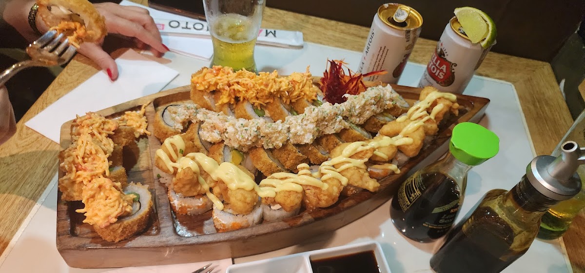 Sakana Sushi Fusion Photo 6