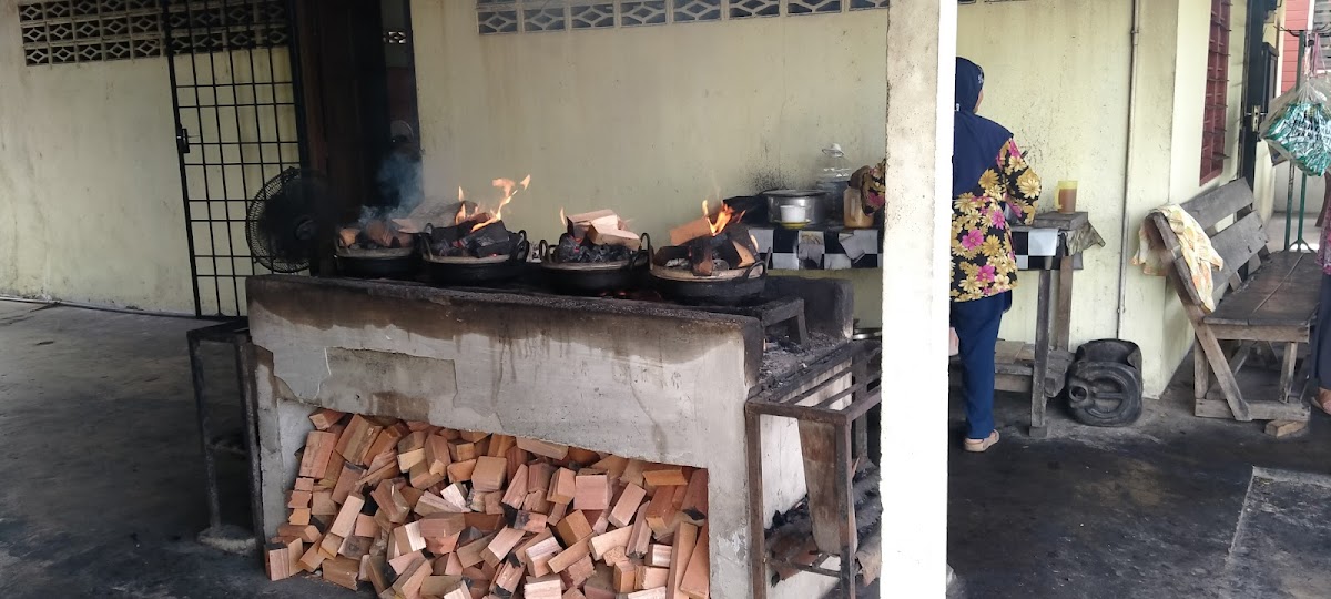 Warong Kuih Bakar Che Ngah Photo 4