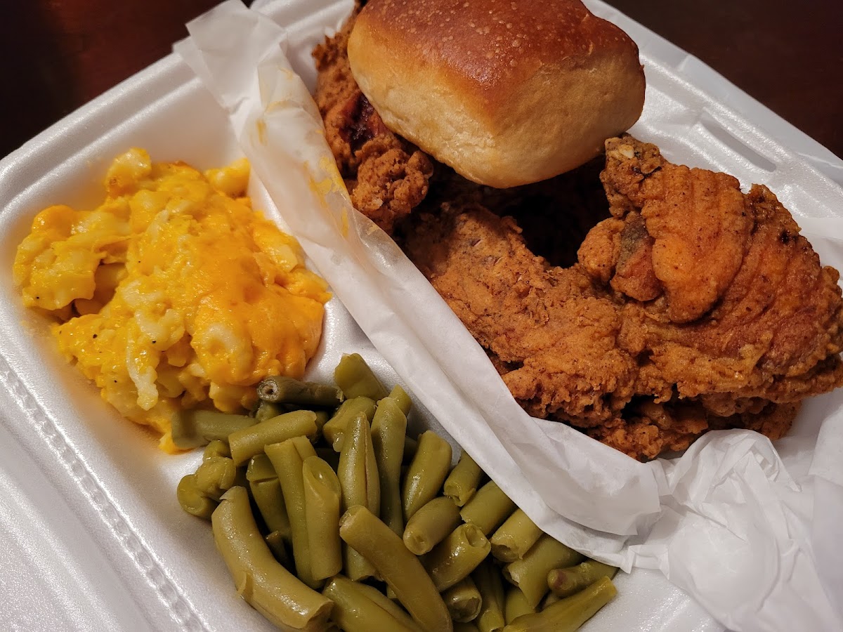 Merredith's Restaurant & Catering Photo 7