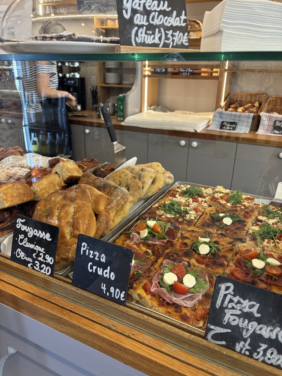 Dompierre Café Photo 4