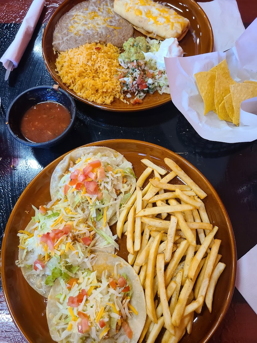 Los del Tijuana Photo 4