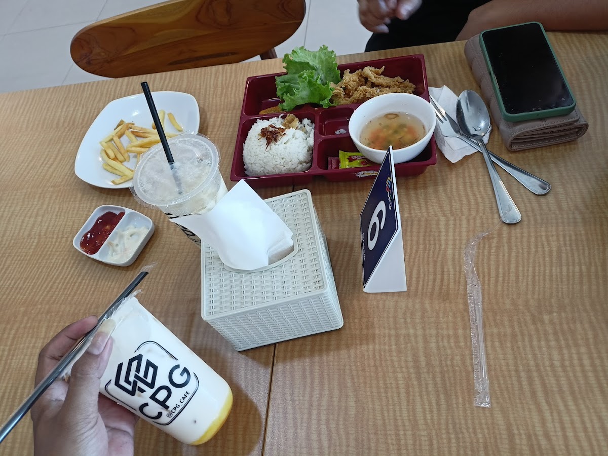 Cafe and Playground Photo 7