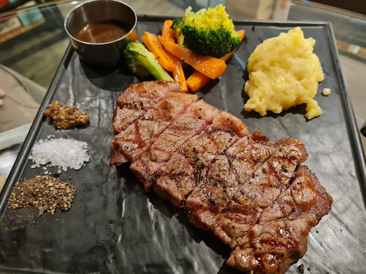Rare Food & Wine Photo 5